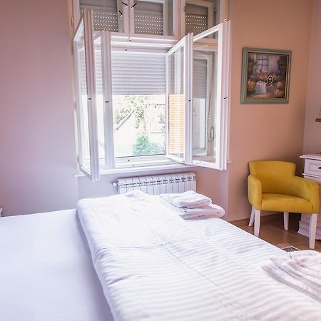 Crown Apartment - Your Royal Stay Belgrad Exterior foto