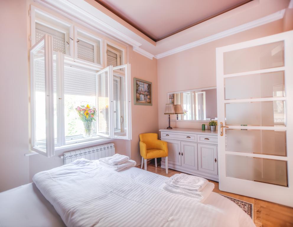 Crown Apartment - Your Royal Stay Belgrad Exterior foto