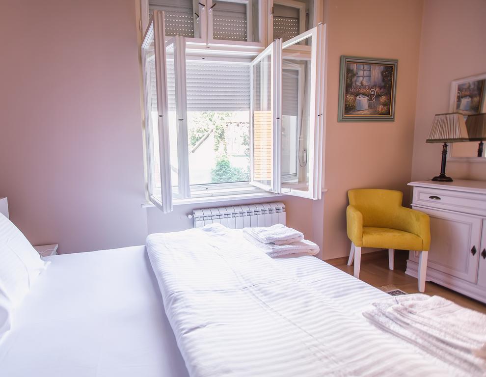 Crown Apartment - Your Royal Stay Belgrad Exterior foto
