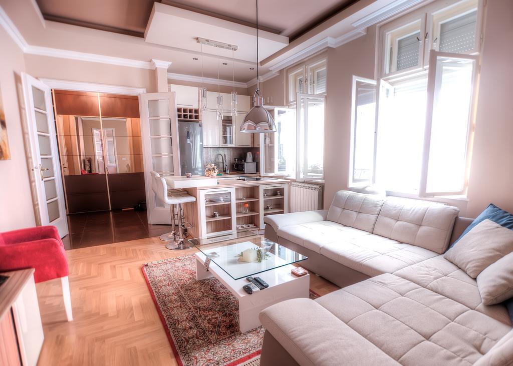 Crown Apartment - Your Royal Stay Belgrad Exterior foto